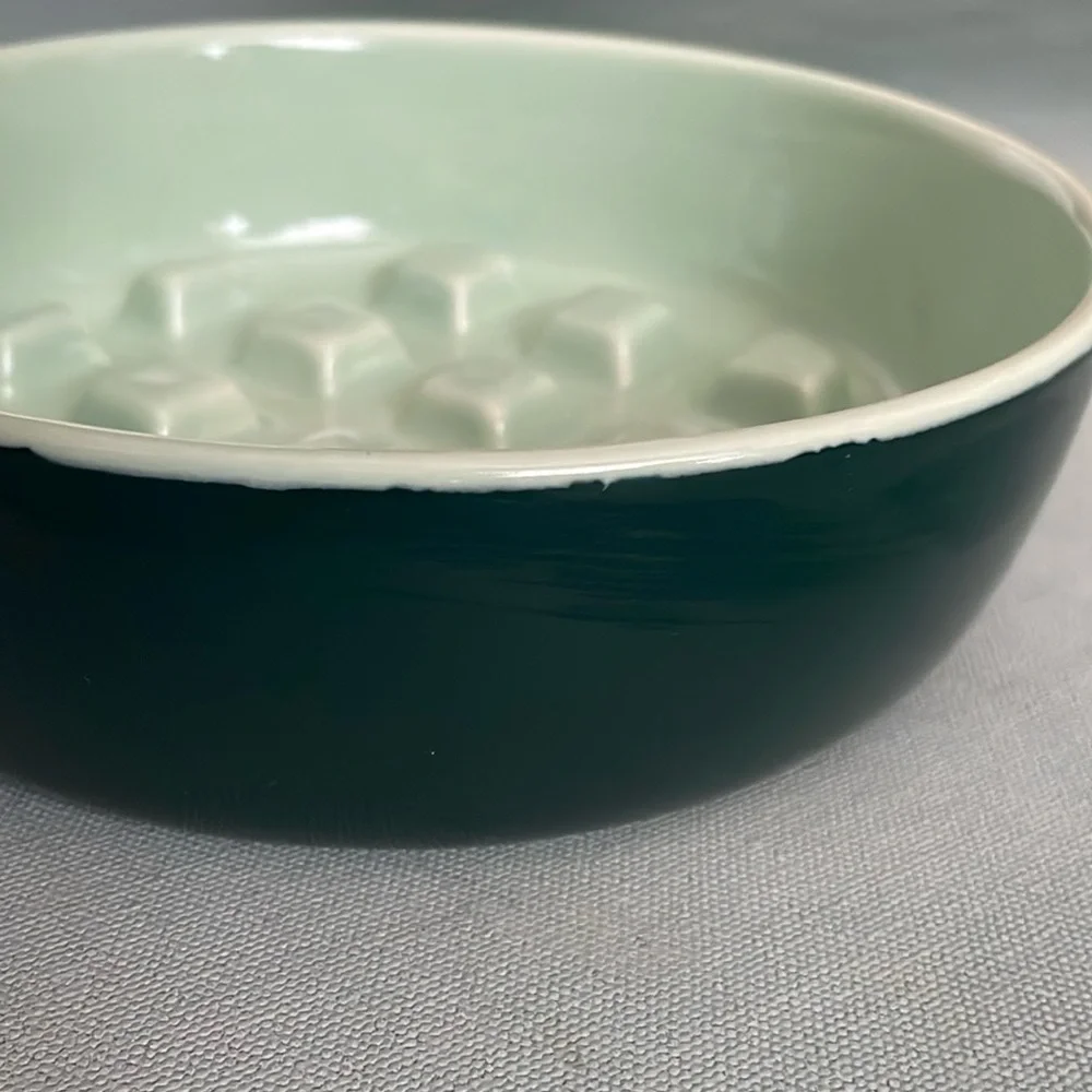 The Cuddle Collab Slow Feeding Dish + Peanut Licking Mat